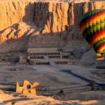 Sunrise balloon to admire luxor sights