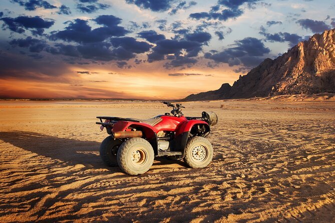 67 Quad bike sunset tour at Tuwailat uady - Imagen 1